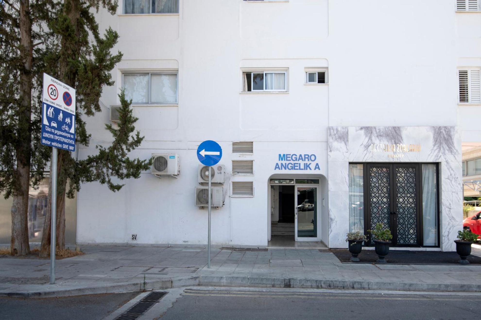Urban Condo 10 - 2 Bdr Nicosia Exterior photo